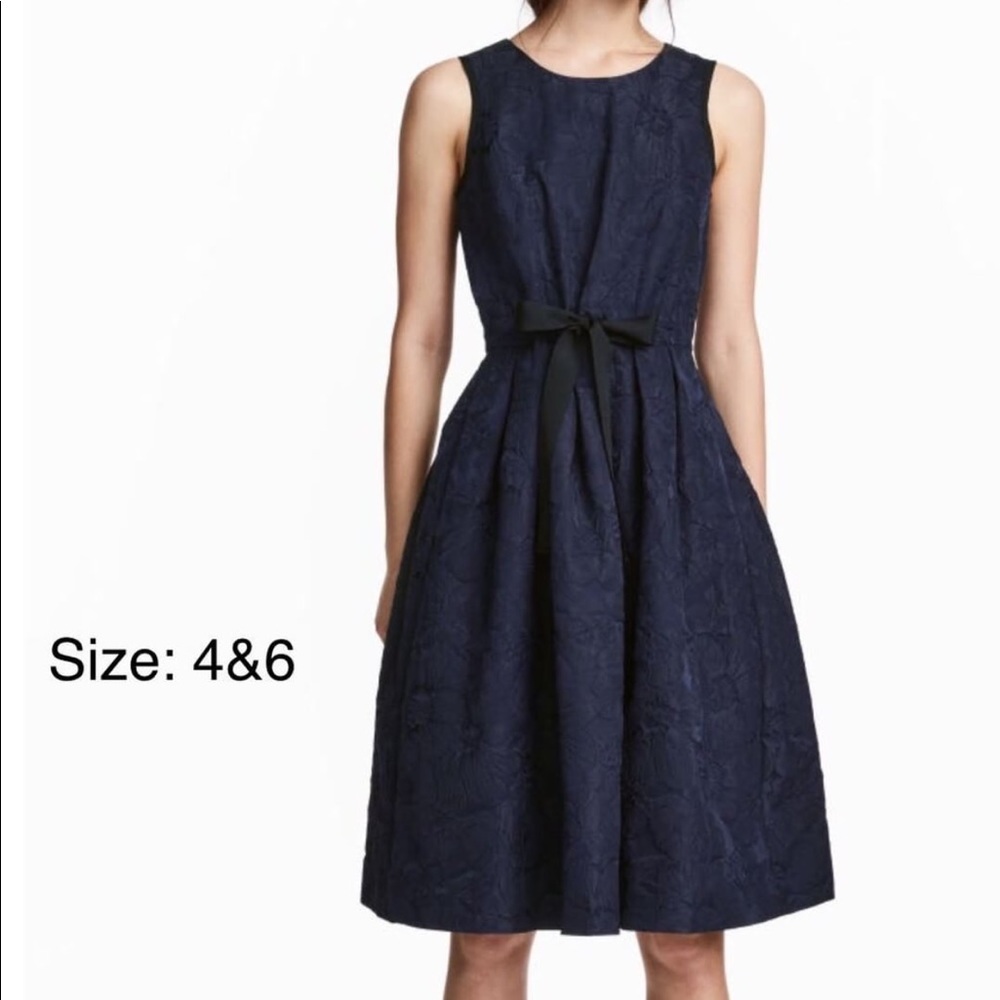 Dress fit and flare